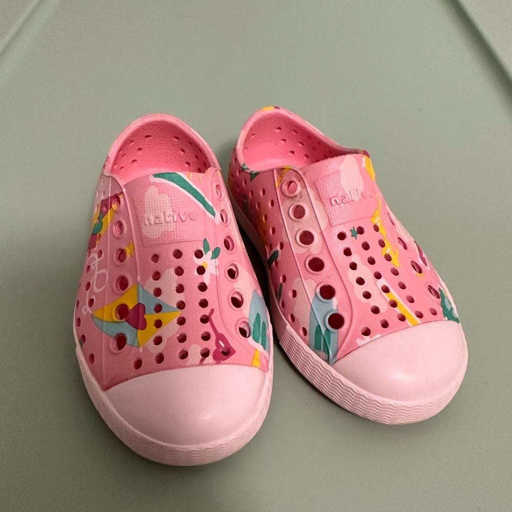 Native toddler shoes